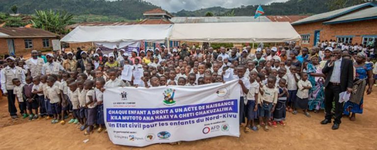 Dans le cadre du projet « Un état civil pour les enfants du Nord-Kivu, en République Démocratique du Congo », déployé depuis 2022 et cofinancé par l’Agence Française de Développement (AFD), le groupement La Voix De l’Enfant continue son action.