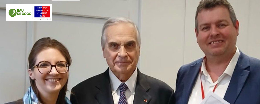 Prix des droits de l'Homme de la République France "Liberté, Égalité, Fraternité" pour Eau de Coco