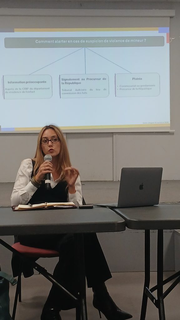 Mona Coquart, avocate au Barreau de Paris et de La Voix De l’Enfant